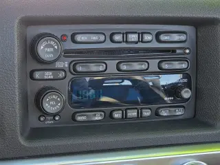 Chevrolet SSR 2004 2dr Regular Cab Convertible LS Rwd SB