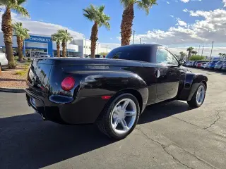 Chevrolet SSR 2004 2dr Regular Cab Convertible LS Rwd SB