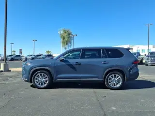 Toyota Grand Highlander 2024 AWD Platinum 4dr SUV