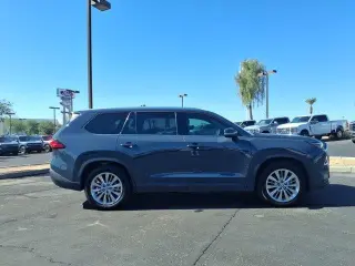 Toyota Grand Highlander 2024 AWD Platinum 4dr SUV