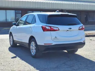 Chevrolet Equinox 2021 4x4 LS 4dr SUV w/1LS