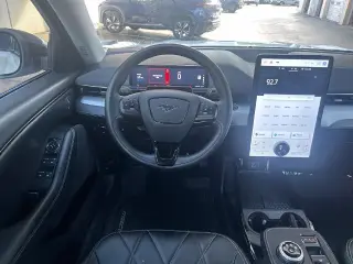 Ford Mustang Mach-E 2023 Select 4dr SUV