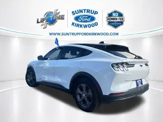 Ford Mustang Mach-E 2023 Select 4dr SUV