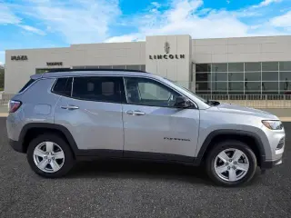 Jeep Compass 2022 4x4 Latitude 4dr SUV