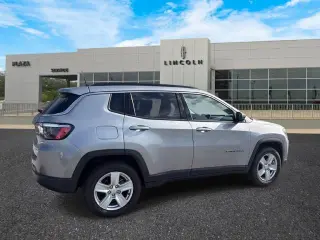 Jeep Compass 2022 4x4 Latitude 4dr SUV