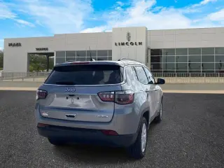 Jeep Compass 2022 4x4 Latitude 4dr SUV