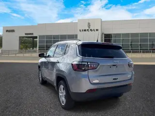 Jeep Compass 2022 4x4 Latitude 4dr SUV