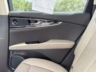 Lincoln Nautilus 2021 AWD Reserve 4dr SUV