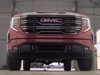 GMC Sierra 1500 2023 4x4 AT4 4dr Crew Cab 5.8 ft. SB