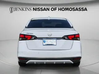 Nissan Versa 2025 SV 4dr Sedán