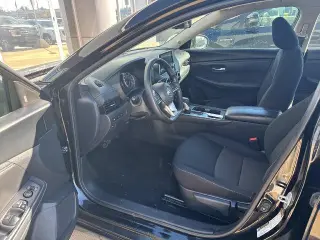 Nissan Sentra 2023 SV Sedán 4 puertas
