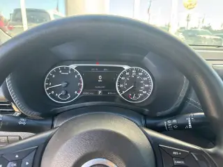 Nissan Sentra 2023 SV Sedán 4 puertas
