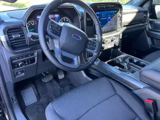 Ford F-150 2023 4x4 XLT 4dr SuperCrew 5.5 ft. SB