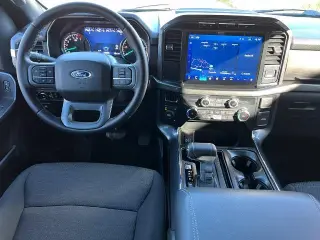 Ford F-150 2023 4x4 XLT 4dr SuperCrew 5.5 ft. SB