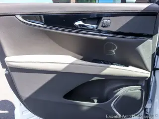 Lincoln Nautilus 2023 AWD Standard SUV de 4 puertas