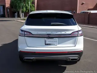Lincoln Nautilus 2023 AWD Standard SUV de 4 puertas