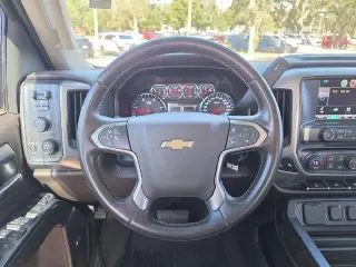 Chevrolet Silverado 3500HD 2015 4x4 LT 4dr Crew Cab SRW
