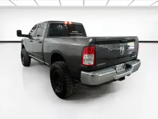 Ram 2500 2022 4x4 Big Horn 4dr Crew Cab 6.3 ft. SB Pickup