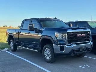 GMC Sierra 2500HD 2020 4x4 Base 4dr Crew Cab SB