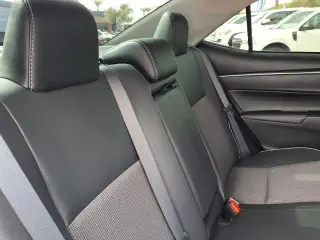 Toyota Corolla 2016 S 4dr Sedán