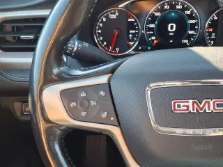 GMC Acadia 2019 4x4 Denali 4dr SUV