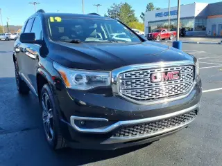 GMC Acadia 2019 4x4 Denali 4dr SUV