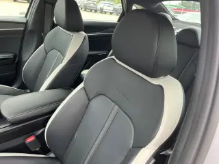 Kia K5 2025 GT-Line sedán de 4 puertas