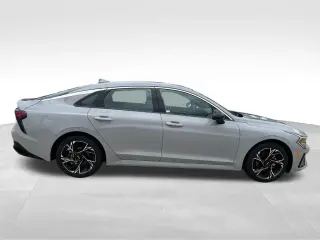 Kia K5 2025 GT-Line sedán de 4 puertas