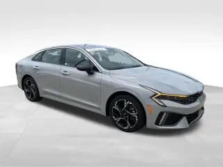 Kia K5 2025 GT-Line sedán de 4 puertas