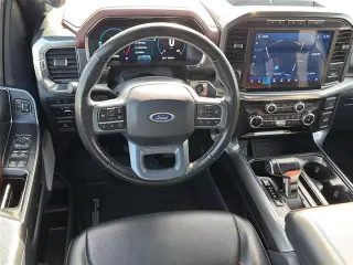 Ford F-150 2023 4x4 Lariat 4dr SuperCrew 5.5 ft. SB
