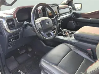 Ford F-150 2023 4x4 Lariat 4dr SuperCrew 5.5 ft. SB