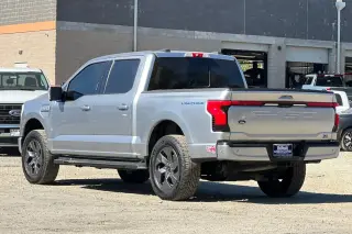 Ford F-150 Lightning 2023 AWD Lariat 4dr SuperCrew 5.5 ft. SB