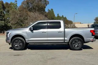 Ford F-150 Lightning 2023 AWD Lariat 4dr SuperCrew 5.5 ft. SB