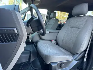 Ford F-150 2015 4x2 XLT 4dr SuperCrew 5.5 ft. SB