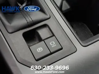 Toyota RAV4 2026 LE SUV de 4 puertas