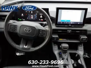 Toyota RAV4 2026 LE SUV de 4 puertas