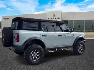 Ford Bronco 2022 4x4 Base Advanced 4dr SUV