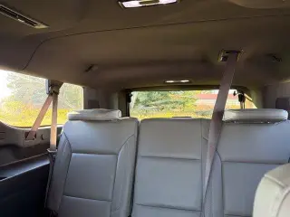 Chevrolet Suburban 2022 4x4 LT SUV de 4 puertas