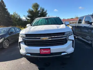 Chevrolet Suburban 2022 4x4 LT SUV de 4 puertas
