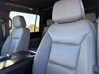 Chevrolet Suburban 2022 4x4 LT SUV de 4 puertas