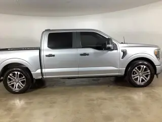 Ford F-150 2021 4x2 XL 4dr SuperCrew 5.5 ft. SB