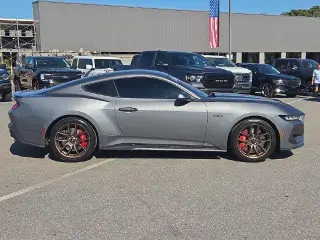 Ford Mustang 2024 GT Premium 2d Fastback