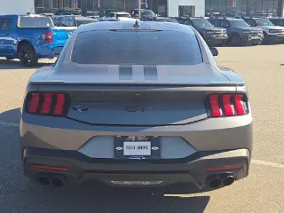 Ford Mustang 2024 GT Premium 2d Fastback