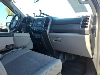 Ford F-250 Super Duty 2019 4x4 XL 4dr Crew Cab 8 ft. LB Pickup