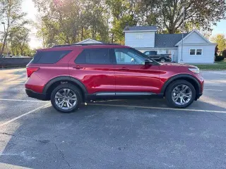 Ford Explorer 2024 AWD XLT 4dr SUV