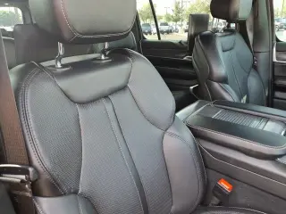 Jeep Wagoneer 2024 4x4 Series III 4dr SUV