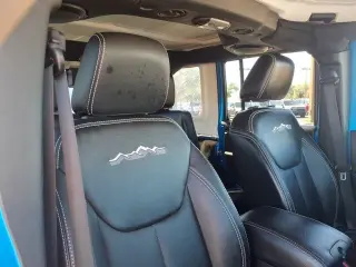 Jeep Wrangler Unlimited 2014 4x4 Sahara 4dr SUV