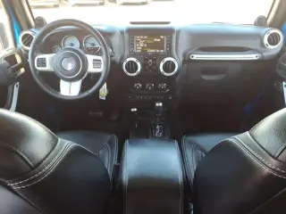 Jeep Wrangler Unlimited 2014 4x4 Sahara 4dr SUV