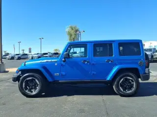 Jeep Wrangler Unlimited 2014 4x4 Sahara 4dr SUV