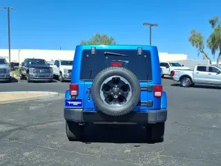 Jeep Wrangler Unlimited 2014 4x4 Sahara 4dr SUV